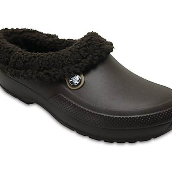 mens clogs size 9